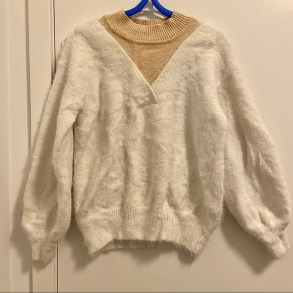 Sweater - Picture 1 of 3